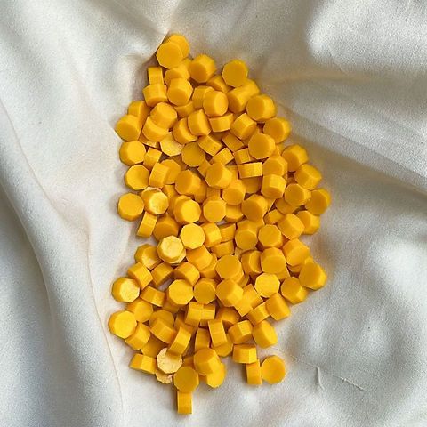 Yellow waxbeads